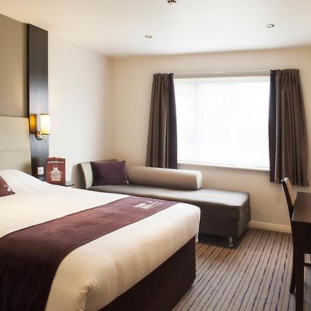 Premier Inn Falkirk - Larbert Exterior foto