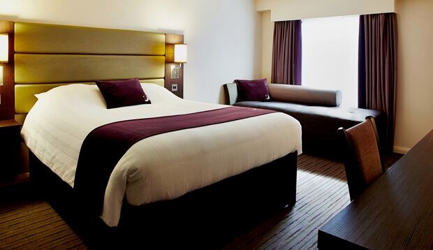 Premier Inn Falkirk - Larbert Exterior foto